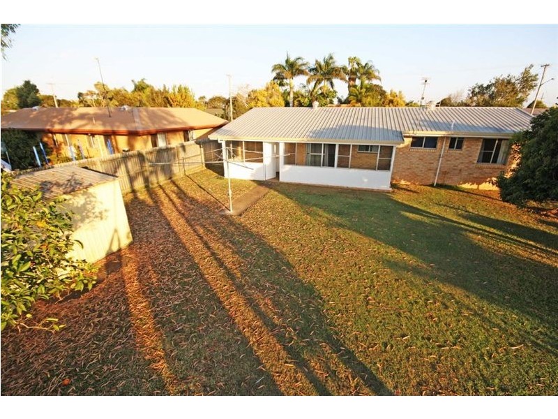 16 Sunset Drive, Thabeban QLD 4670