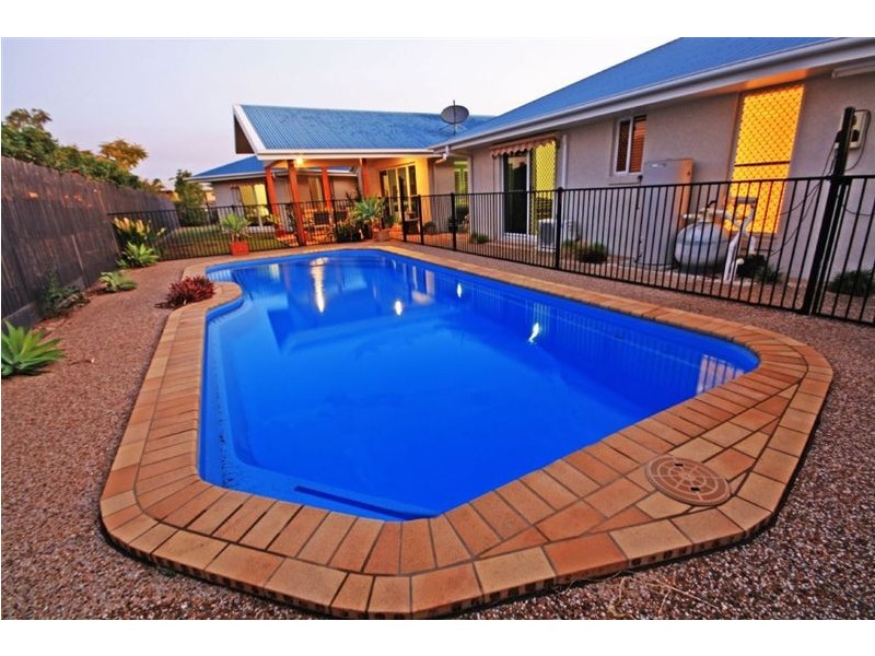 2 Hurley Court, Bundaberg East QLD 4670