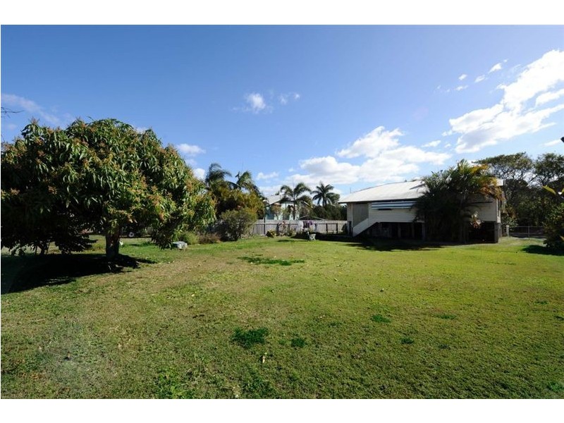 34 Hinkler Avenue, Bundaberg North QLD 4670