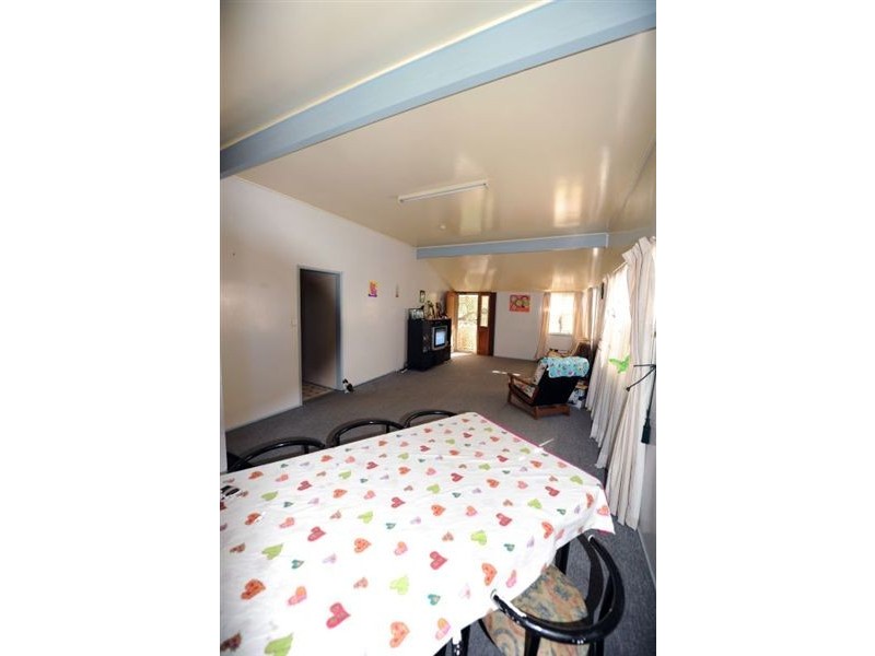 34 Hinkler Avenue, Bundaberg North QLD 4670