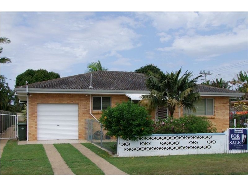 2 Dunn Road, Avenell Heights QLD 4670