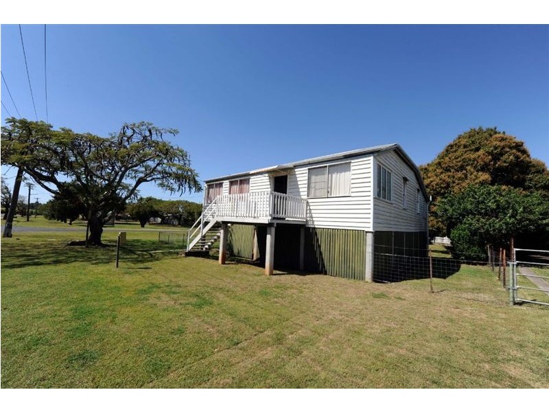 8 Gavegan Street, Bundaberg North QLD 4670