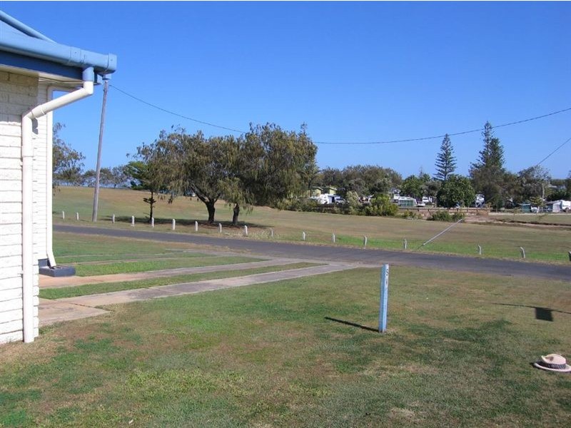 3 Bennett Street, Elliott Heads QLD 4670