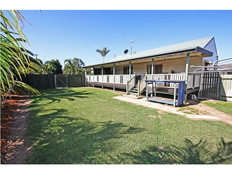 182 Elliott Heads Rd, Avenell Heights QLD 4670