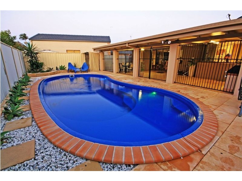 22 Hay Street West, Avenell Heights QLD 4670