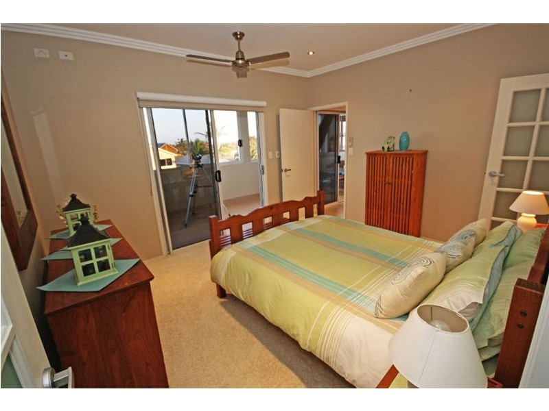 12 Searink Crescent, Bargara QLD 4670