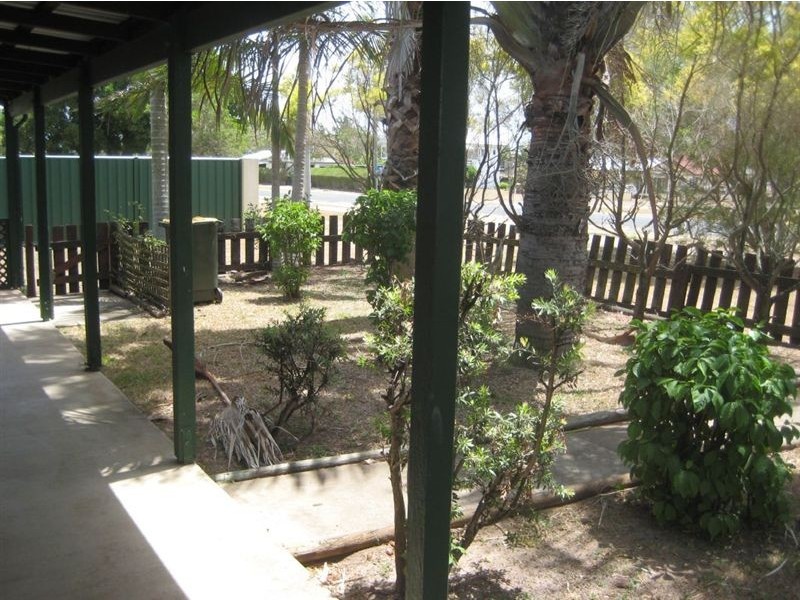 40 Zunker Street, Burnett Heads QLD 4670