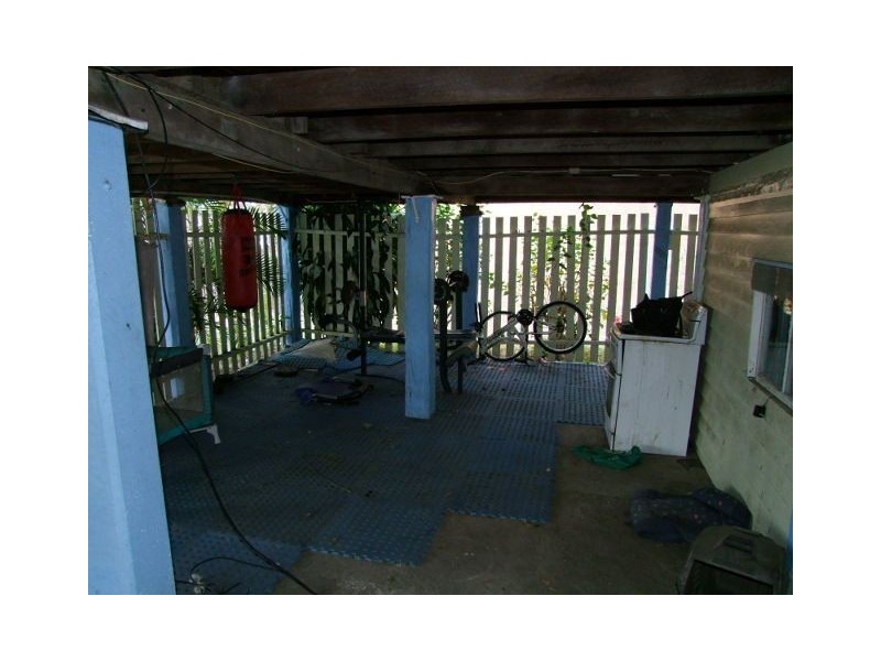 24 Walker Street, Walkervale QLD 4670