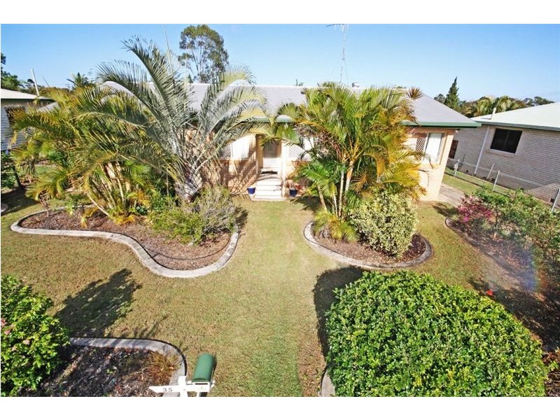 35 Baker Street, Kepnock QLD 4670