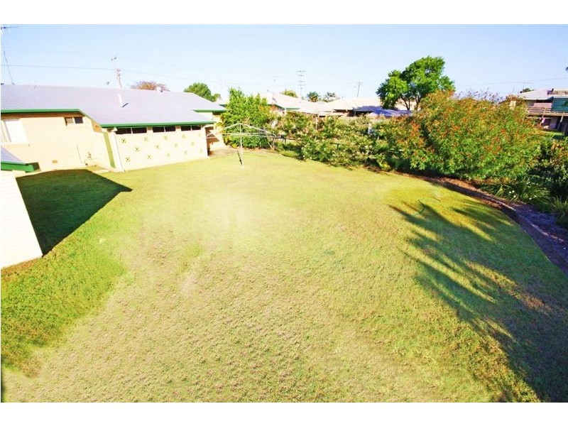 35 Baker Street, Kepnock QLD 4670