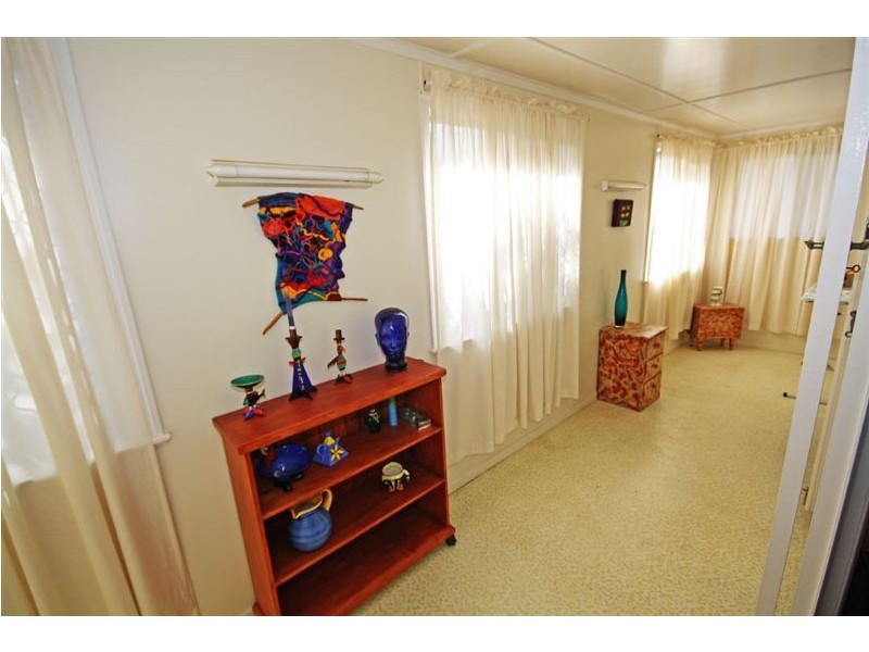 35 Baker Street, Kepnock QLD 4670