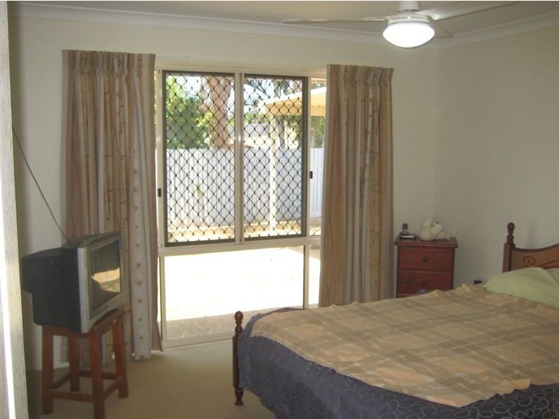 4 Milton st, Burnett Heads QLD 4670