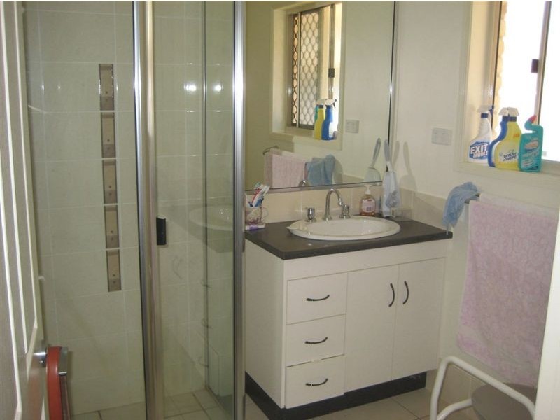 4 Milton st, Burnett Heads QLD 4670