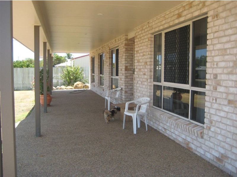 4 Milton st, Burnett Heads QLD 4670