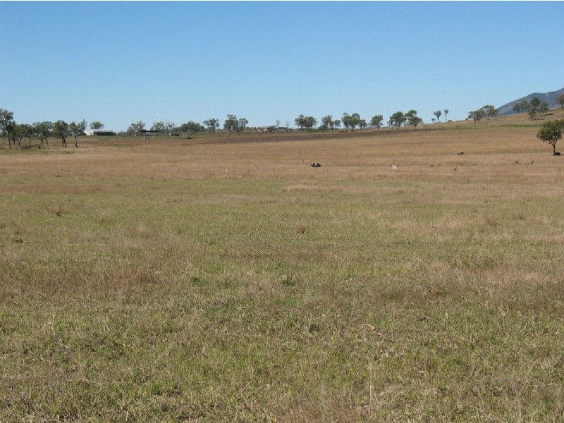 379 Old Coach Road, Biggenden QLD 4621