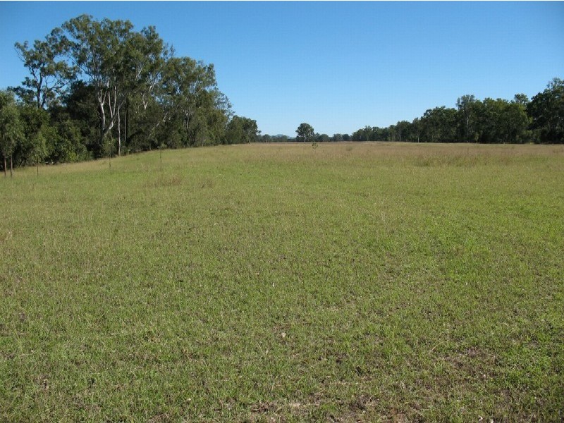 379 Old Coach Road, Biggenden QLD 4621