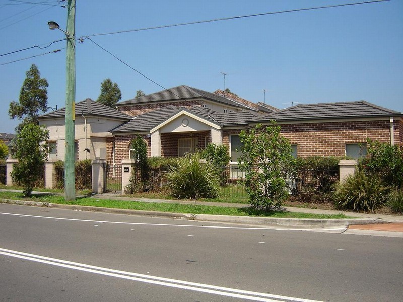 Fairfield East NSW 2165