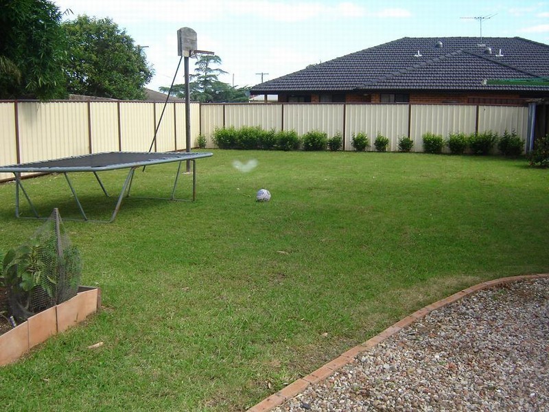 99a Neville Street, Smithfield NSW 2164