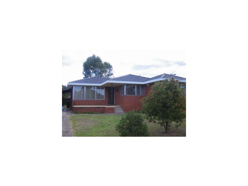 17 Shaw Street, Cambridge Park NSW 2747