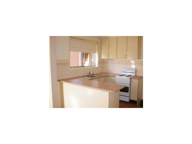 17 Shaw Street, Cambridge Park NSW 2747