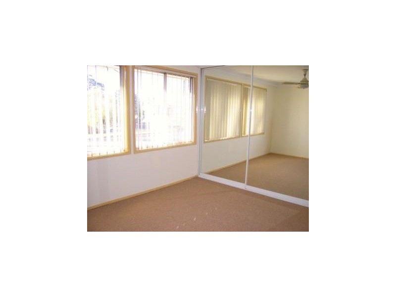 120 Cambridge Street, Cambridge Park NSW 2747