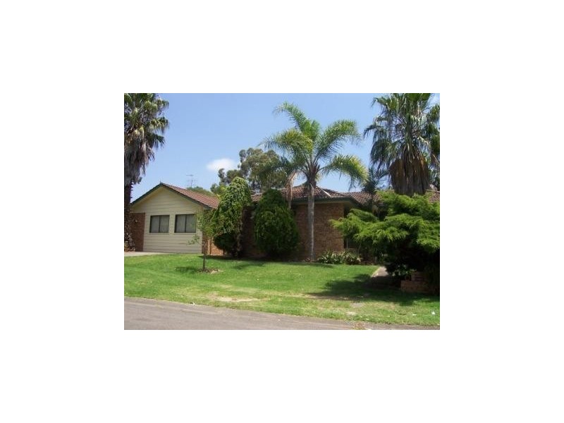 1 Landy Ave, Penrith NSW 2750