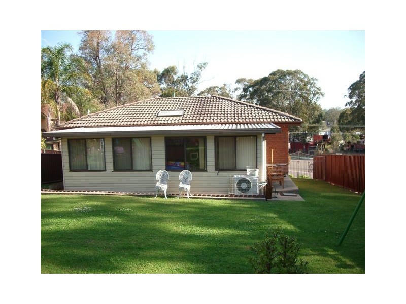 52 Richmond Road, Cambridge Park NSW 2747