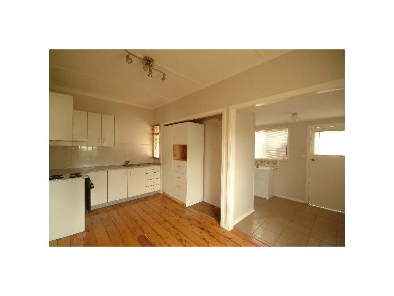 6 Dunkley Street, Toowoomba QLD 4350