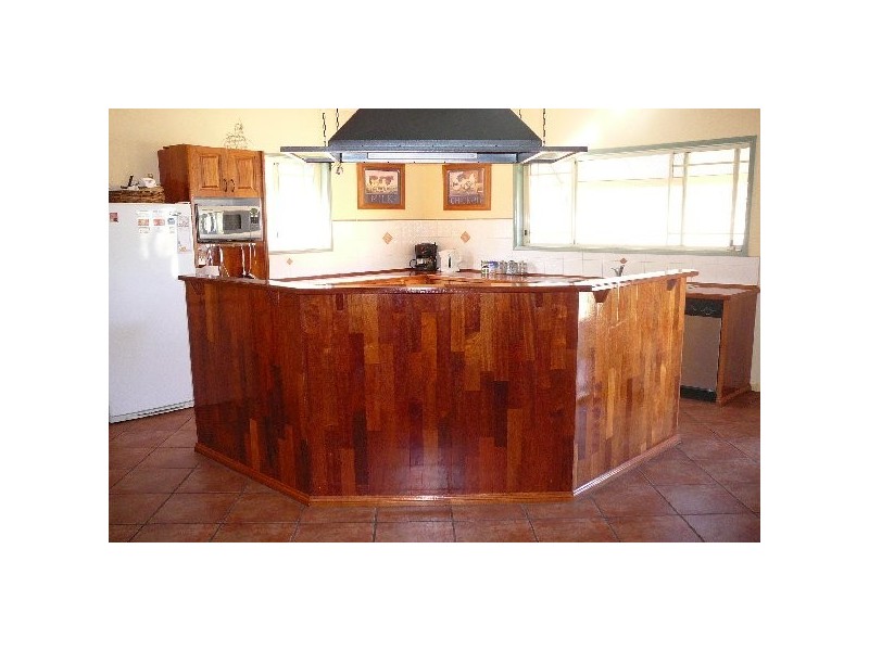 210 Goombungee Mt Darry Rd, Goombungee QLD 4354