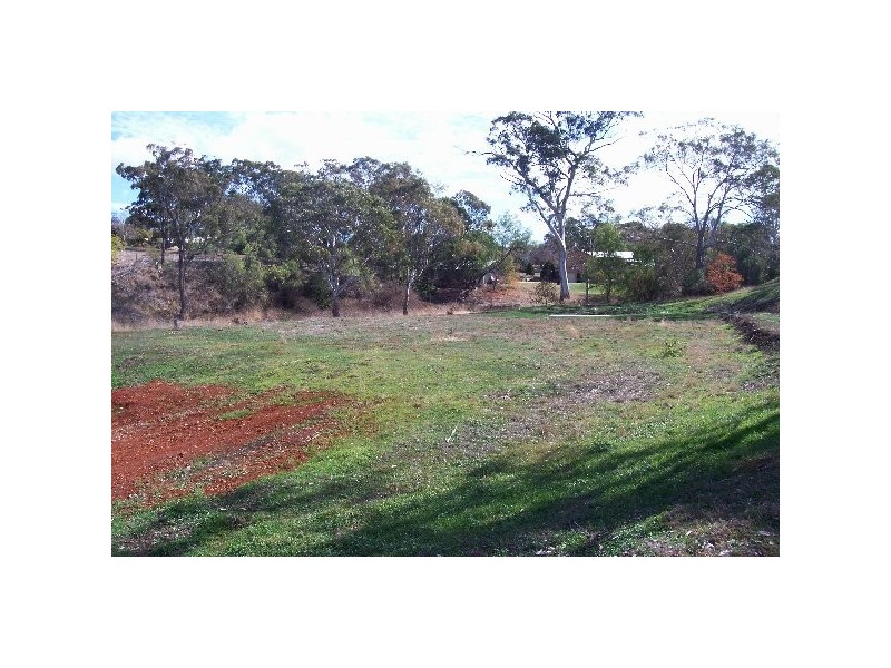 9 Pendoma Drive, Hodgson Vale QLD 4352