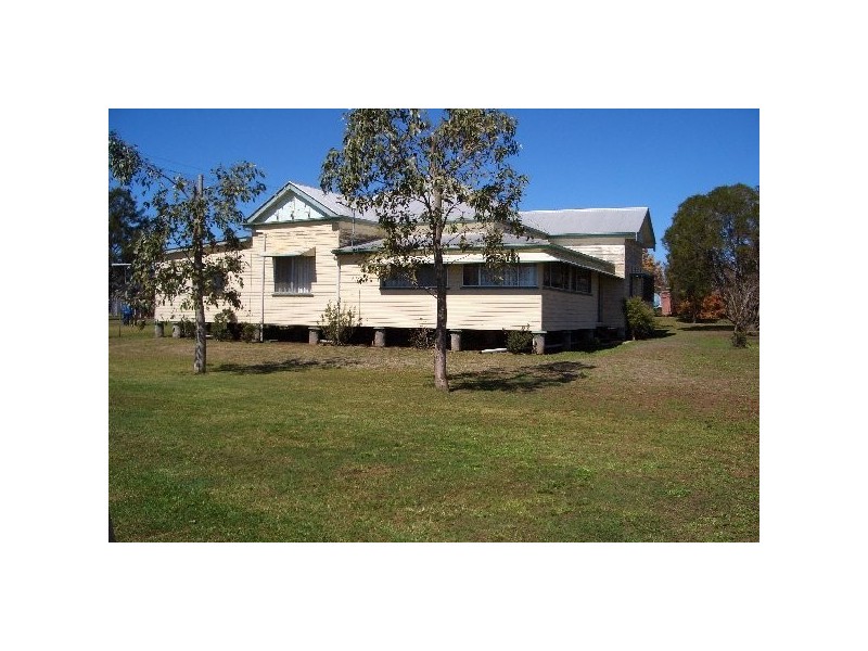 22 Clarkes Road, Clifton QLD 4361