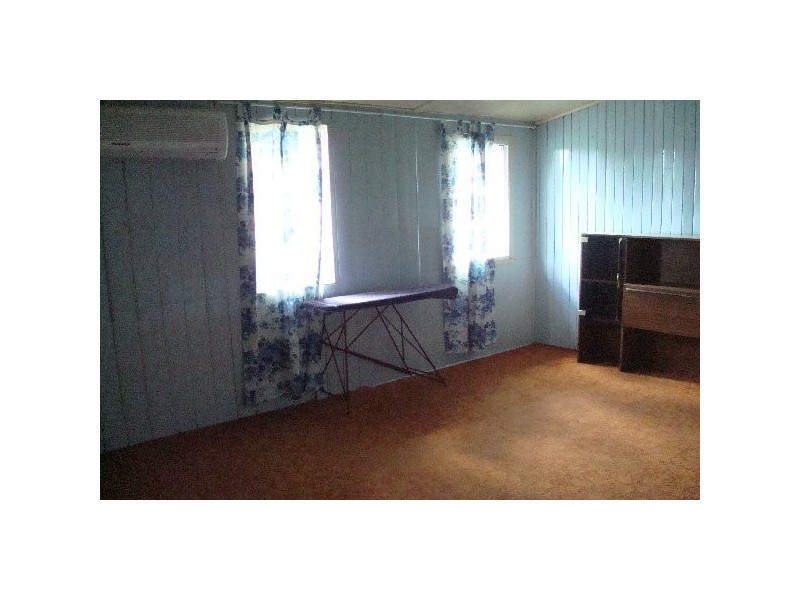 54 Taylor Street, Cecil Plains QLD 4407