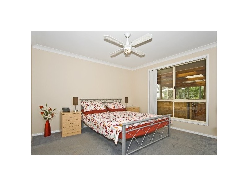 9 Carys Road, Glenvale QLD 4350