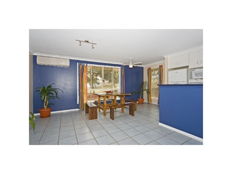 9 Carys Road, Glenvale QLD 4350
