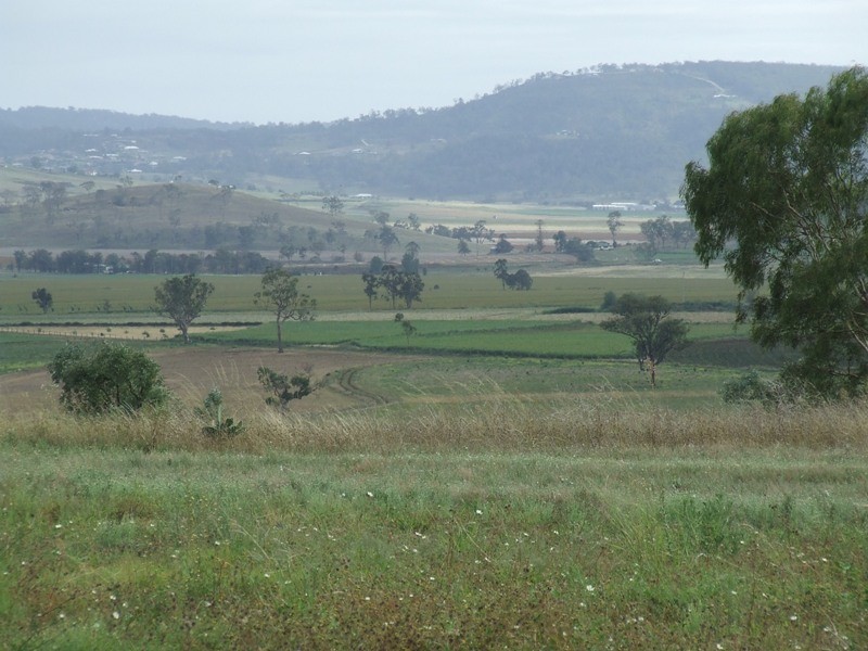 293 Hennessey Road, Cambooya QLD 4358