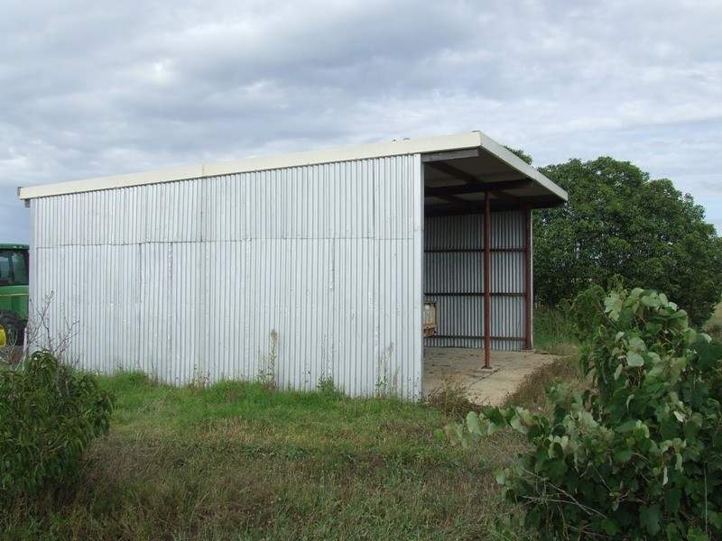 293 Hennessey Road, Cambooya QLD 4358