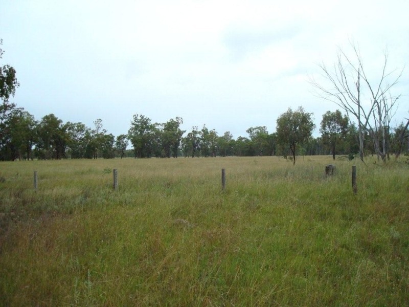 L141 ML1318 + L123,124 ML227 Old Karara Road, Leyburn QLD 4365