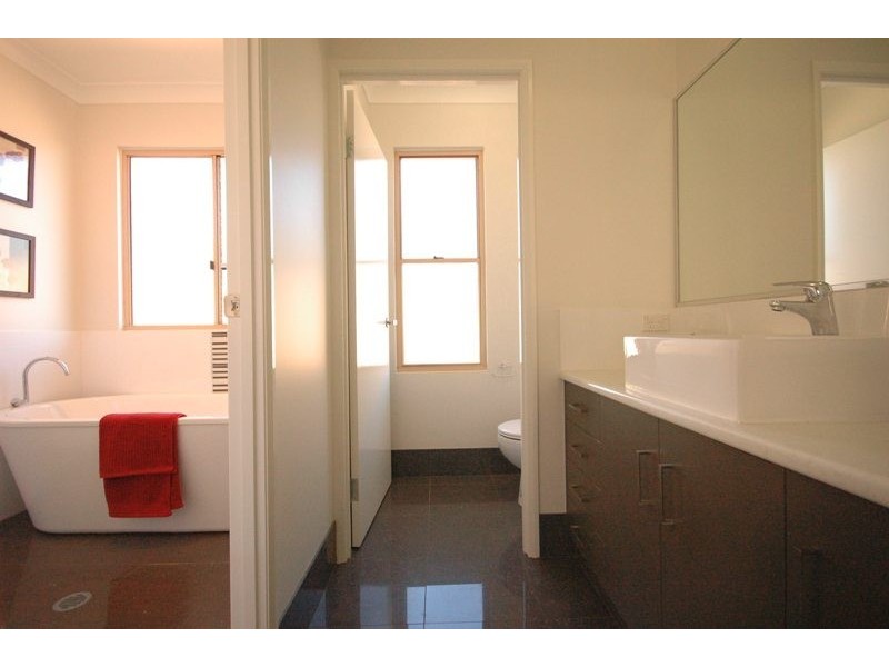 18 Rosella Street, Rangeville QLD 4350