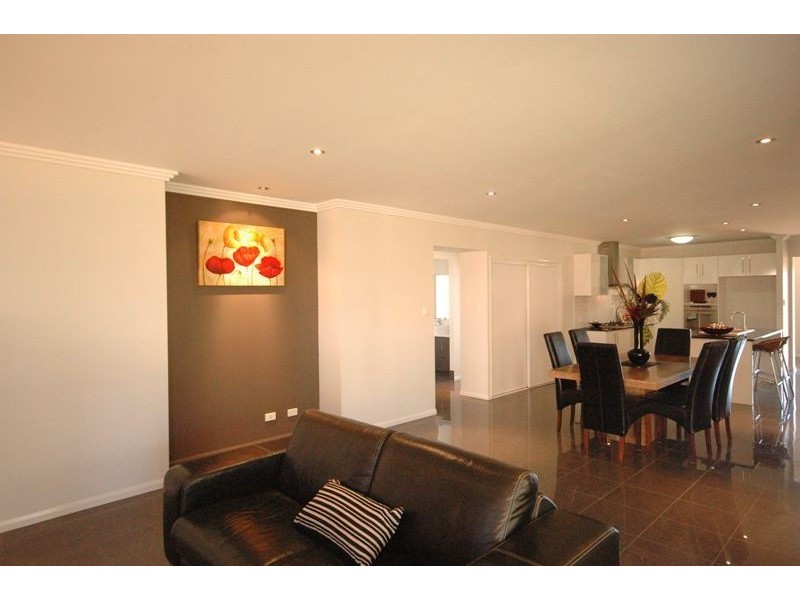 18 Rosella Street, Rangeville QLD 4350