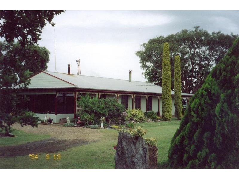 372 Felton- Clifton Road, Felton QLD 4358