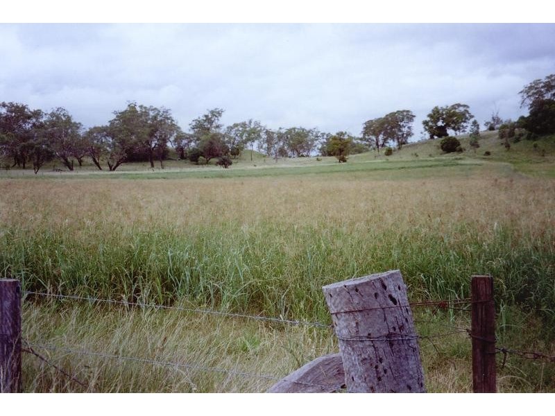 372 Felton- Clifton Road, Felton QLD 4358