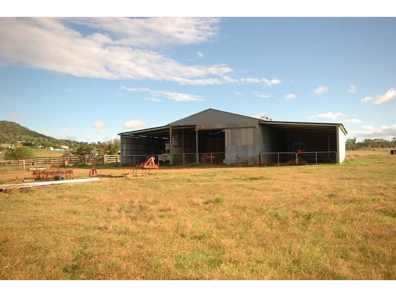 4 Hodgson Street, Greenmount QLD 4359