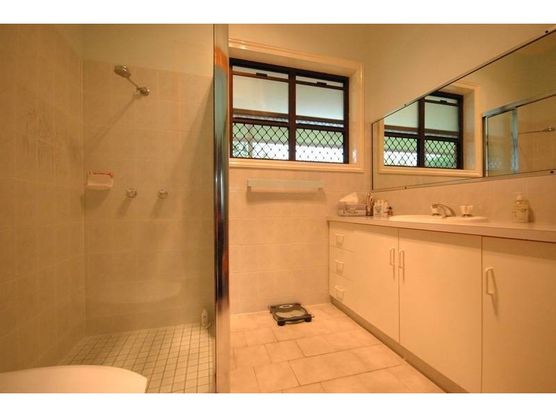 21 Dhal Street, Cotswold Hills QLD 4350