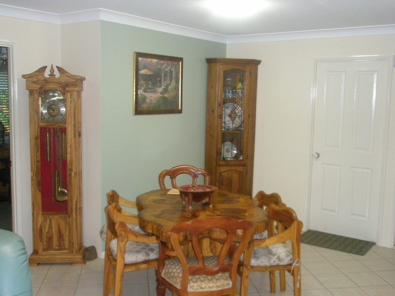 8 Jake Court, Middle Ridge QLD 4350