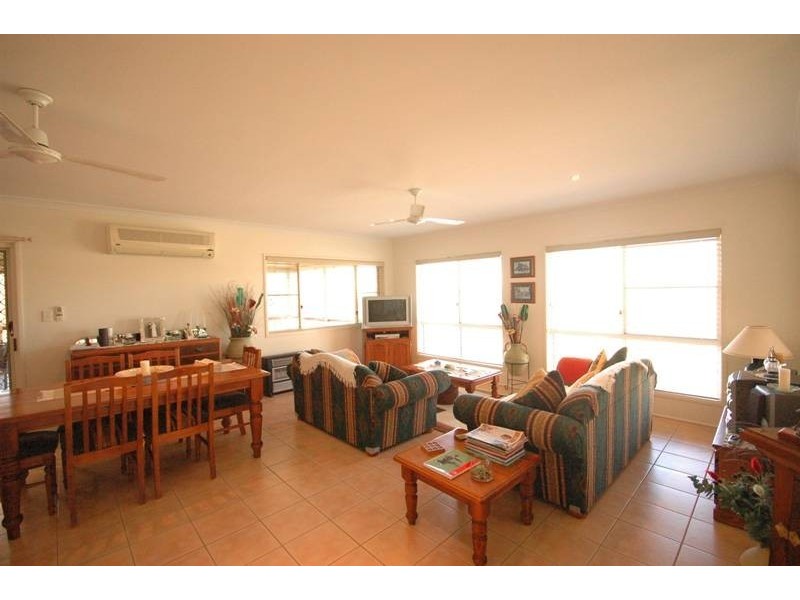 L25 RP898430 Graham Court, Hodgson Vale QLD 4352