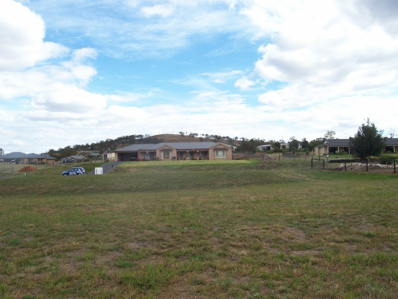 26 Pendoma Drive, Hodgson Vale QLD 4352