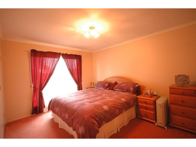 16 Lacebark Court, Glenvale QLD 4350