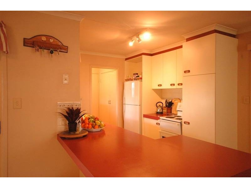 16 Lacebark Court, Glenvale QLD 4350