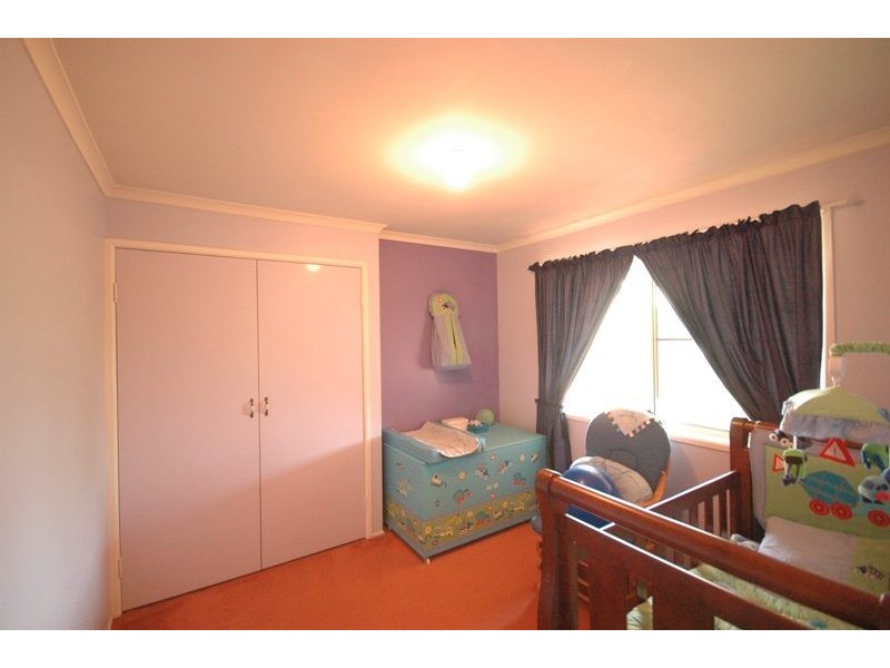 16 Lacebark Court, Glenvale QLD 4350