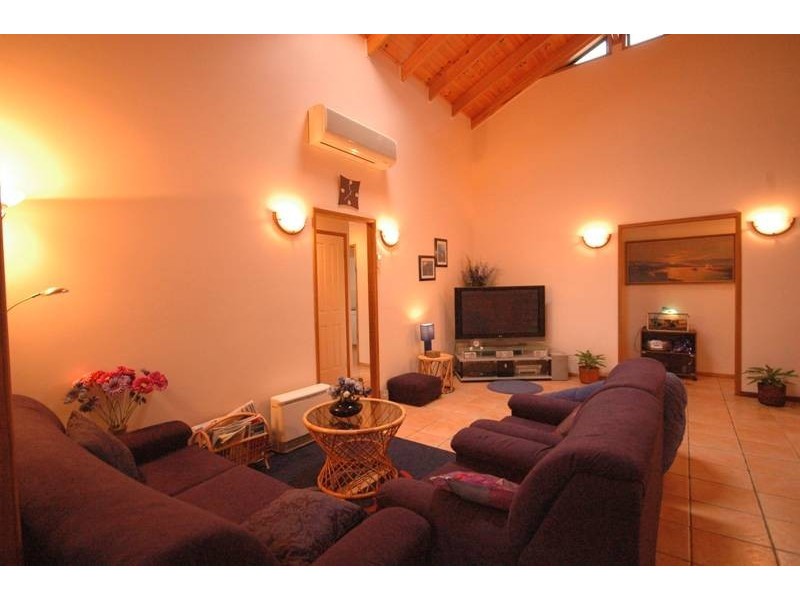 33 Audrey Court, Middle Ridge QLD 4350